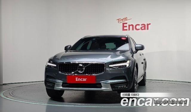 VOLVO V90 CROSS COUNTRY 2018 — 75 316 км, серый, Корея — под ключ — фото 3