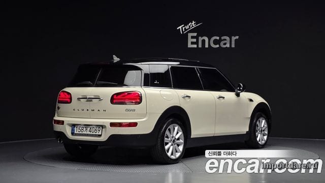 MINI COOPER CLUBMAN 2022 — 34 703 км, белый-перламутр, Корея — под ключ — фото 1