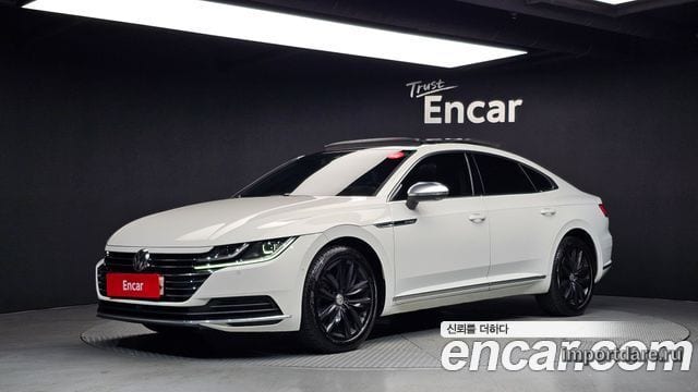 VOLKSWAGEN ARTEON 2019 — 241 379 км, белый, Корея — под ключ — фото 1