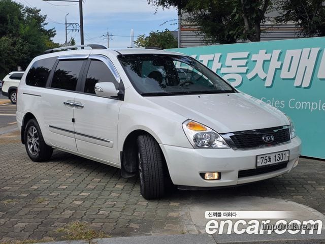 Kia Carnival R 2014