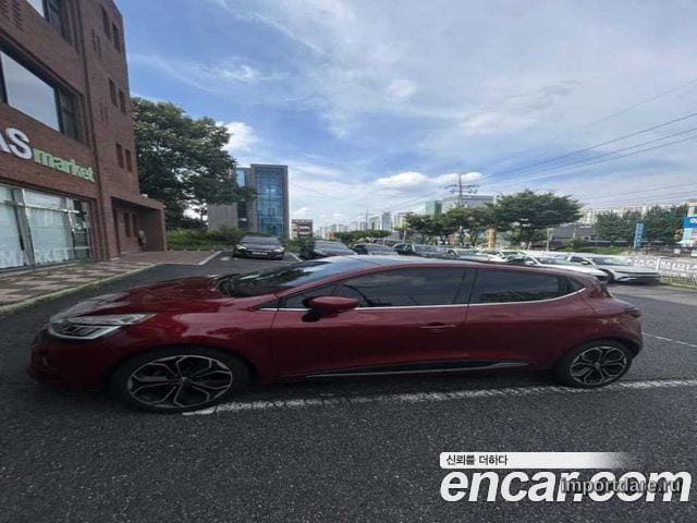 Renault Korea Clio сбоку