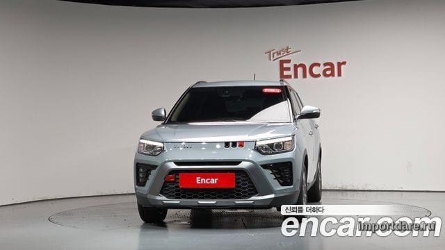 KGM Tivoli интерьер