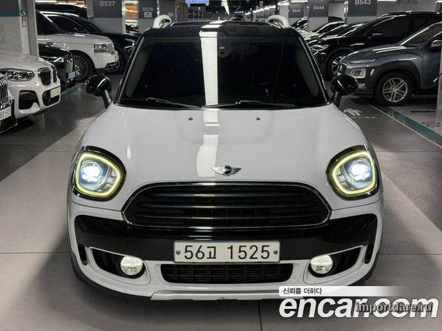 MINI COOPER D COUNTRYMAN 2018 — 153 585 км, белый, Корея — под ключ — фото 1