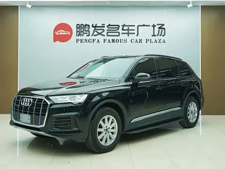AUDI Q7 2023