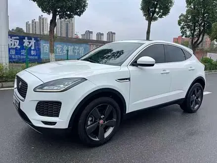 JAGUAR E-PACE 2018 — 118 000 км, Китай — под ключ — фото 1
