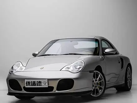 PORSCHE 911 2004