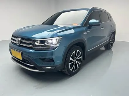 VOLKSWAGEN THARU — из Китая под ключ