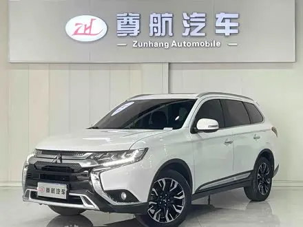 MITSUBISHI OUTLANDER 2020