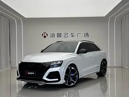 AUDI RS Q8 2021