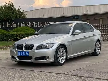 BMW 3 SERIES 2010 — 125 300 км, Китай — под ключ — фото 1