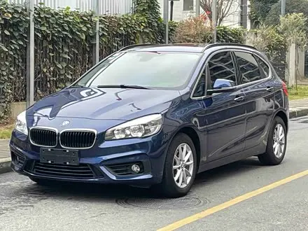 BMW 2 SERIES TOURING 2016 — 117 000 км, Китай — под ключ — фото 1