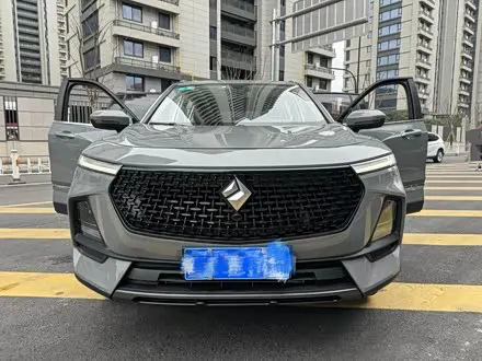 Baojun RS-5 — из Китая под ключ