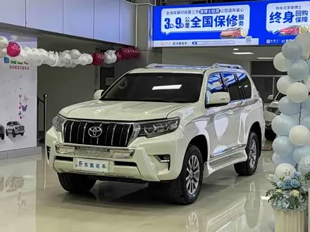 TOYOTA PRADO 2018