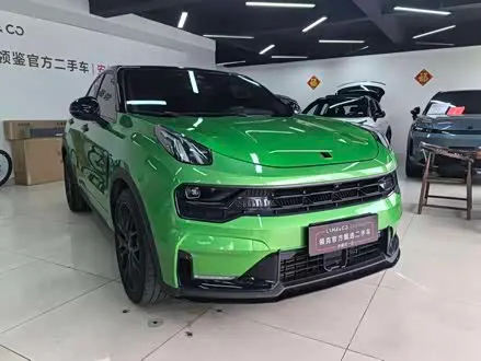 LYNK & CO 05 2022