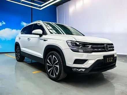 VOLKSWAGEN THARU 2021