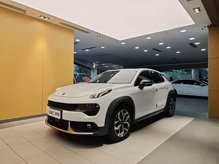 LYNK & CO 02 2019