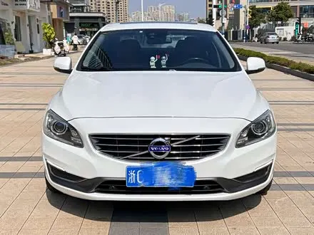 VOLVO S60 — из Китая под ключ