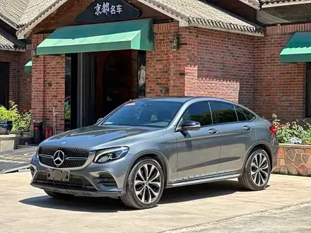 MERCEDES-BENZ GLC COUPE 2018 — 88 000 км, Китай — под ключ — фото 1