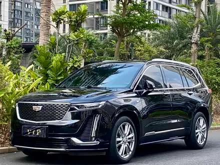 CADILLAC XT6 2022 — 100 000 км, Китай — под ключ — фото 1
