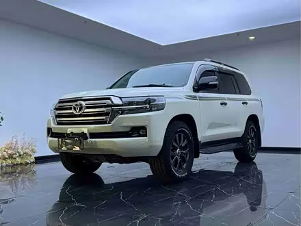 TOYOTA LAND CRUISER 2017