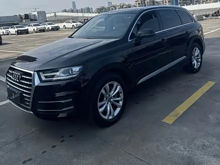 AUDI Q7 2016 — 70 000 км, Китай — под ключ — фото 1