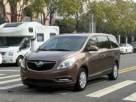BUICK GL8 — из Китая под ключ