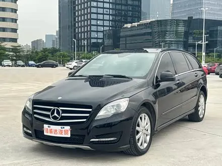MERCEDES-BENZ R-CLASS 2011