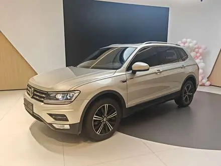 VOLKSWAGEN TIGUAN L — из Китая под ключ