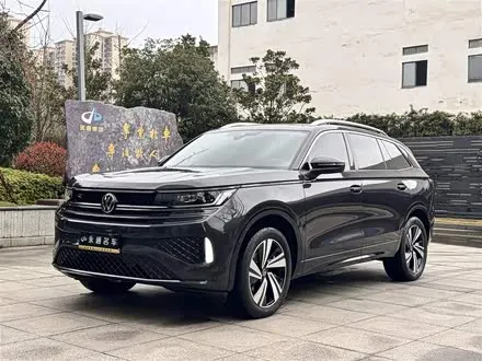 VOLKSWAGEN TAYRON X 2023