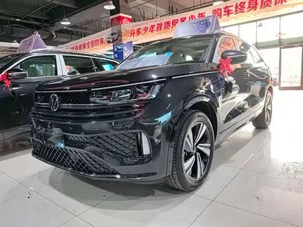 VOLKSWAGEN TAYRON X 2025