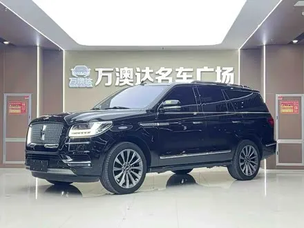 LINCOLN NAVIGATOR 2018 — 160 000 км, Китай — под ключ — фото 1