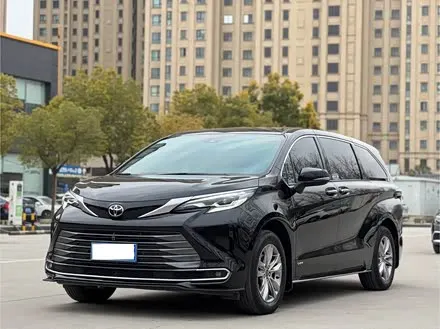 TOYOTA SIENNA — из Китая под ключ