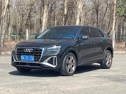 AUDI Q2L 2022 — 35 000 км, Китай — под ключ — фото 1