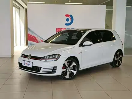 VOLKSWAGEN GOLF GTI 2016
