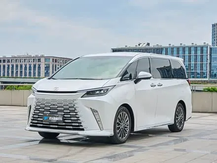 LEXUS LM — из Китая под ключ