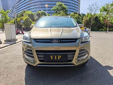 FORD KUGA 2013