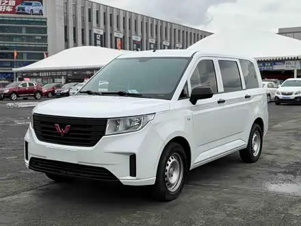 Wuling Hongguang PLUS — из Китая под ключ