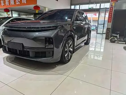 LI AUTO L8 — из Китая под ключ
