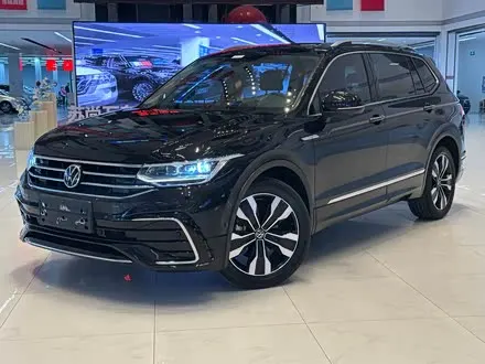 VOLKSWAGEN TIGUAN L 2023