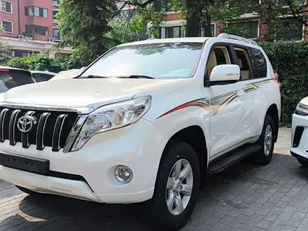TOYOTA PRADO 2016