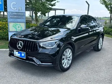 MERCEDES-BENZ GLC COUPE 2020 — 80 000 км, Китай — под ключ — фото 1