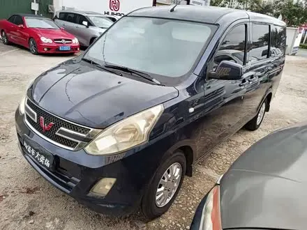 WULING RONGGUANG V 2016 — 80 000 км, Китай — под ключ — фото 1