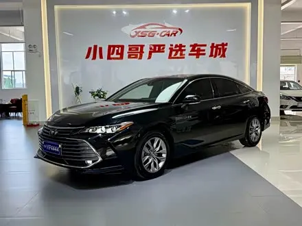 TOYOTA AVALON 2021 — 51 000 км, Китай — под ключ — фото 1