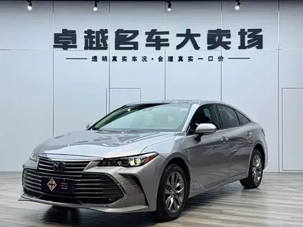 TOYOTA AVALON 2019 — 83 000 км, Китай — под ключ — фото 1