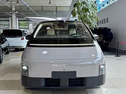 LI AUTO MEGA 2025