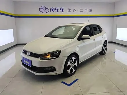 VOLKSWAGEN POLO 2012 — 81 100 км, Китай — под ключ — фото 1