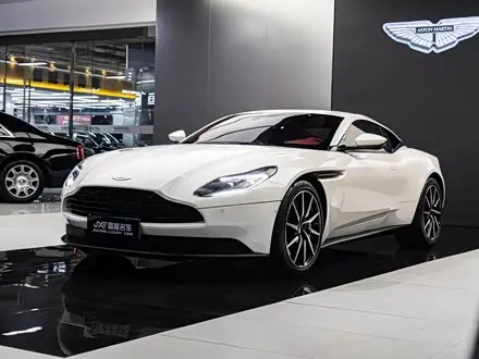 ASTON MARTIN DB11 2019