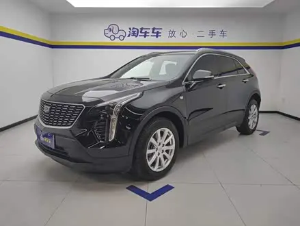 CADILLAC XT4 2021 — 59 900 км, Китай — под ключ — фото 1