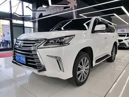 LEXUS LX — из Китая под ключ