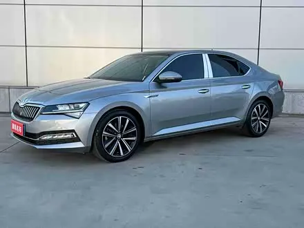 SKODA SUPERB 2024